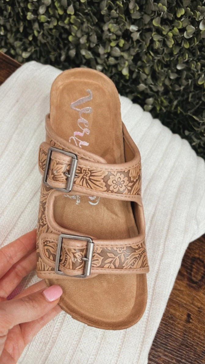 Very G Berry Tooled Sandals